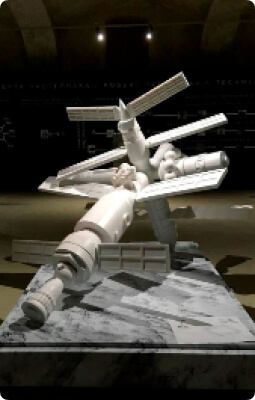 макет космического спутника из пенопласта