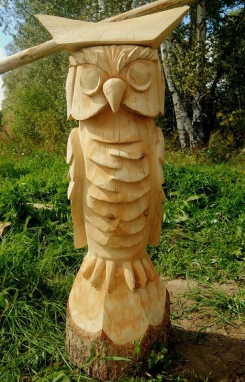 Деревянная скульптура сова