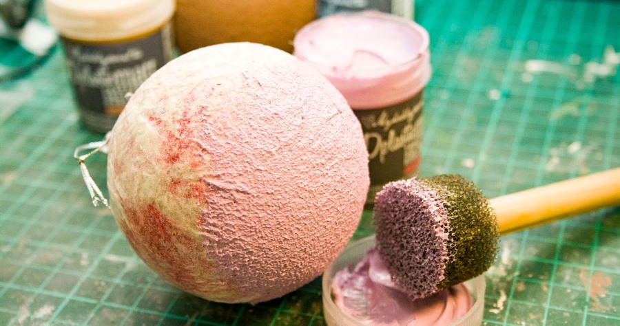 Как покрасить пенопластовый шар