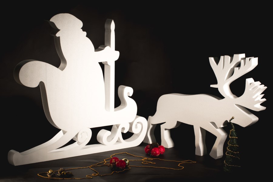 Публикация «Новогоднее украшение окон в детском саду своими руками» размещена в разделах