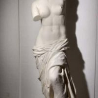 Венера. Парковая скульптура из пенопласта